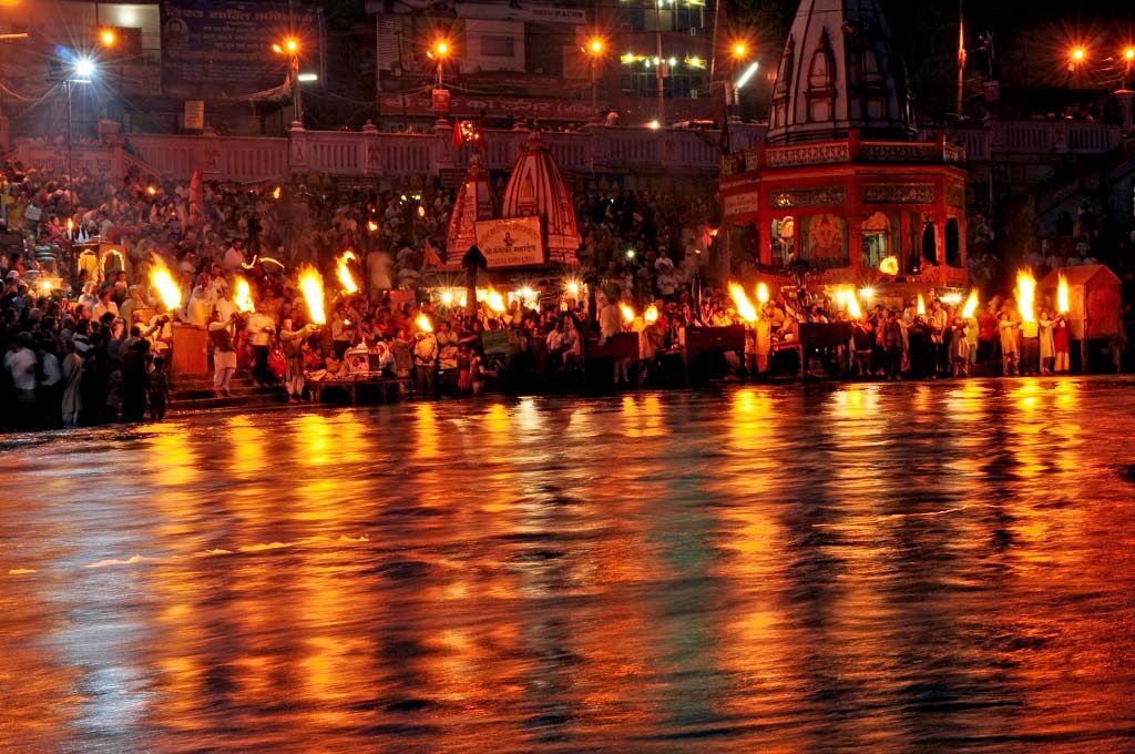 Boat Rides in Varanasi Boat Rides in Varanasi
