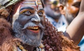 Best tour packages for Kashi Ayodhya and prayagraj