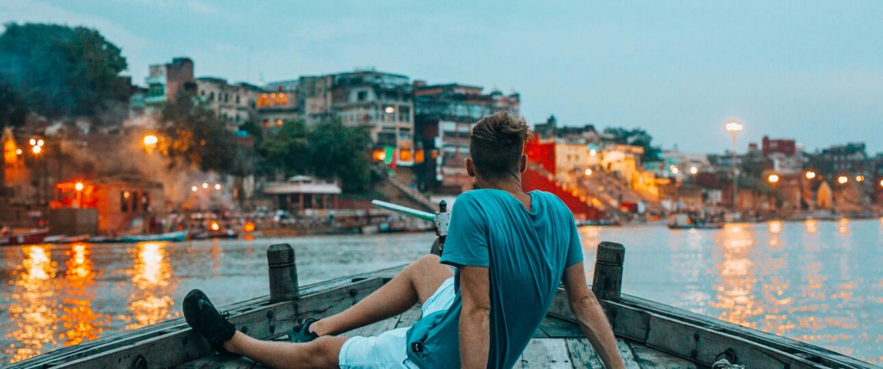 JANXII TOURS & TRAVELS | CABS SERVICES | TOURS PACKAGES FOR VARANASI, PRAYAGRAJ, AYODHYA | BOAT RIDE | TOUR GUIDE |