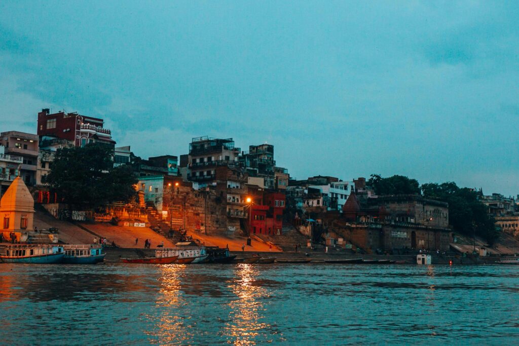 Tour Packages for Kashi, Ayodhya and Prayagraj – Complete Guide for Pilgrims and Travelers 2 Tour Packages for Kashi, Ayodhya and Prayagraj