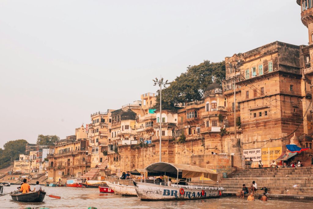 Tour Packages for Varanasi Tour Packages for Varanasi